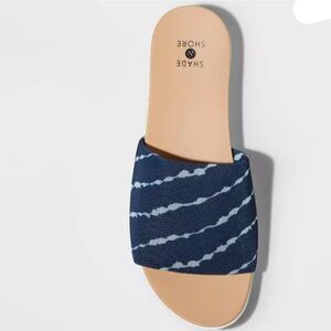 NWT S&S Platform Slide Sz7